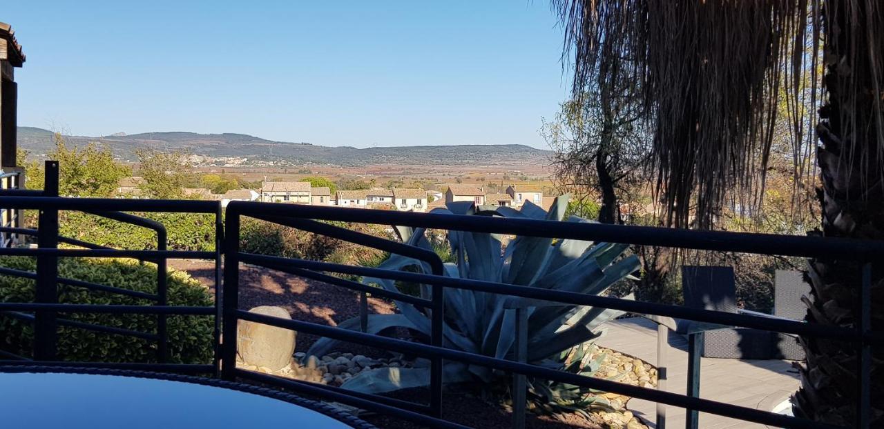 Beautiful Villa With A Stunning View Roujan 外观 照片