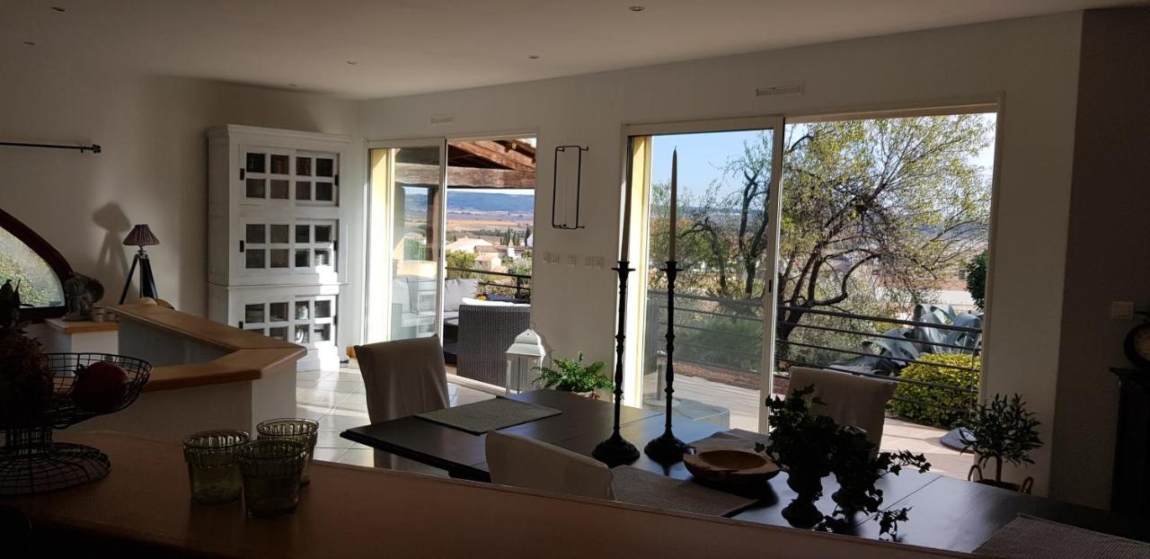Beautiful Villa With A Stunning View Roujan 外观 照片