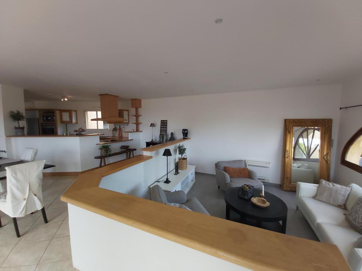 Beautiful Villa With A Stunning View Roujan 外观 照片